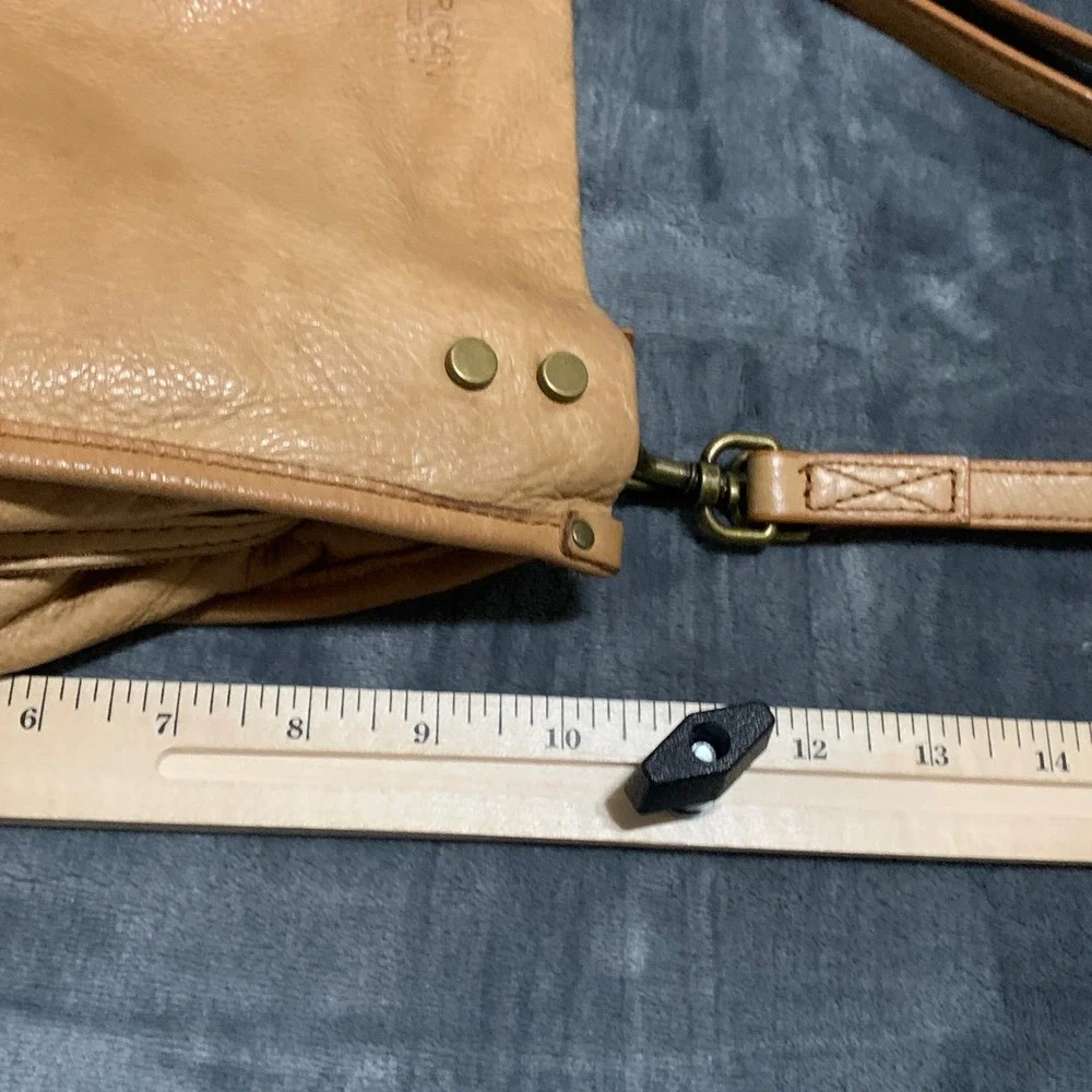 American Leather Co. Lenox Satchel Tan Leather Shoulder Bag Purse Triple Entry - Picture 12 of 16